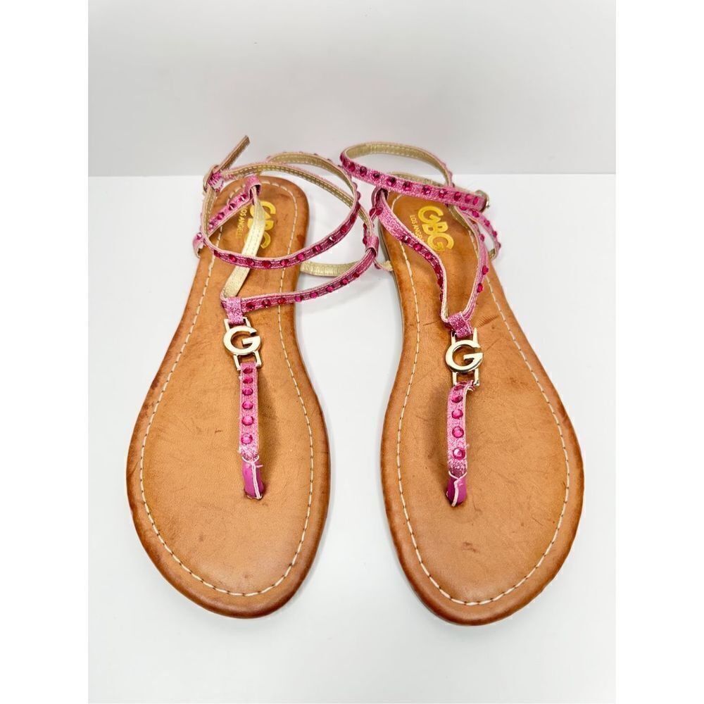 GBG Los Angeles T Strap Sandals Size 7 Pink Gold Logo Ankle Strap‎